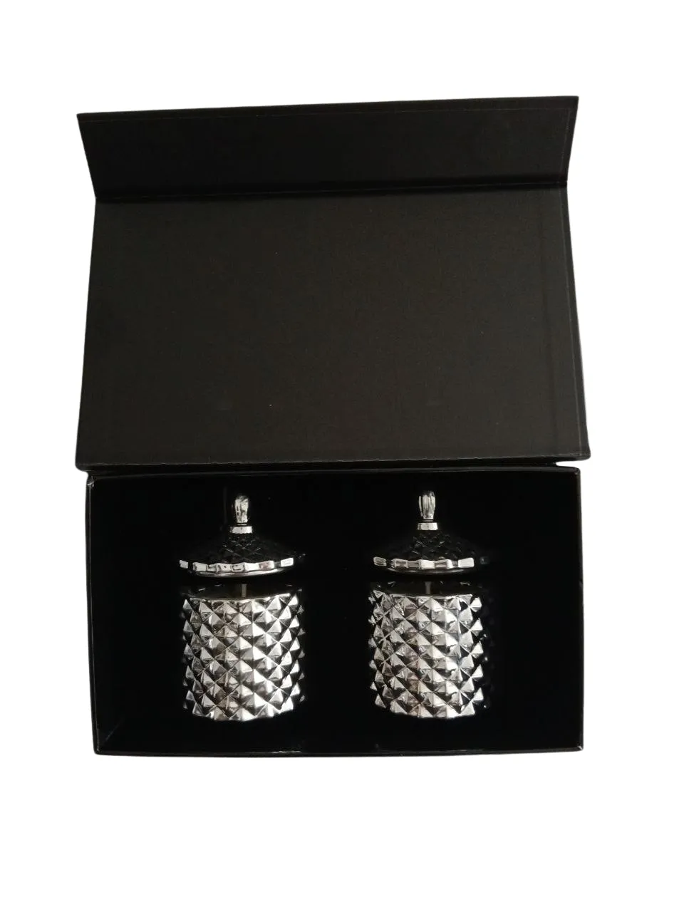 FANTASMA luxury scented candle duo displayed inside premium black gift box packaging